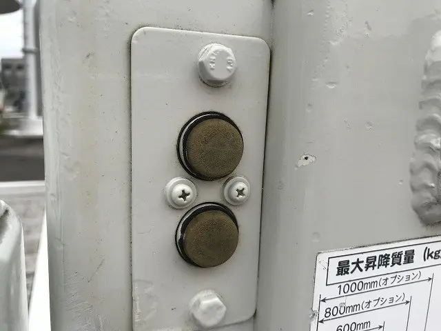 いすゞ エルフ SKG-NMR85AN(2WD)の写真34