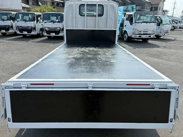 いすゞ エルフ TRG-NJS85A(4WD)の写真15
