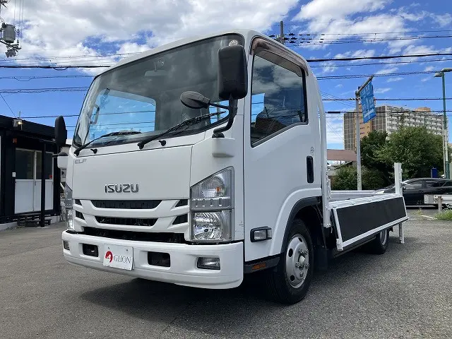 いすゞ エルフ TRG-NPR85AR(2WD)の写真9