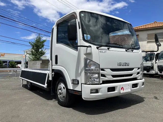いすゞ エルフ TRG-NPR85AR(2WD)の写真10
