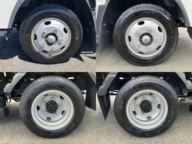 いすゞ エルフ TRG-NPR85AR(2WD)の写真22