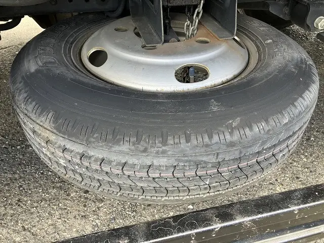 いすゞ エルフ TRG-NPR85AR(2WD)の写真23