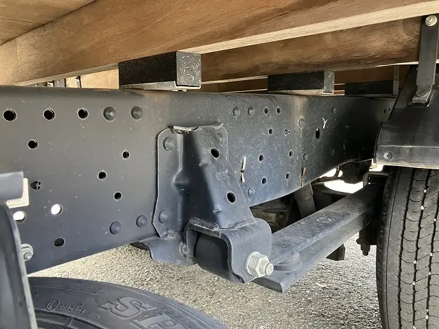 いすゞ エルフ TRG-NPR85AR(2WD)の写真24