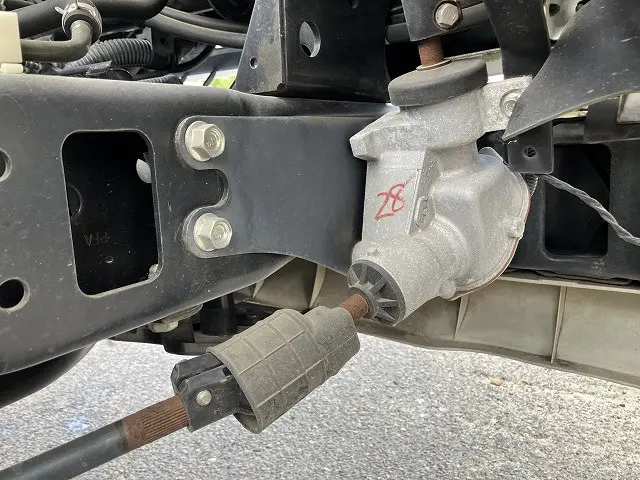 いすゞ エルフ TRG-NPR85AR(2WD)の写真48