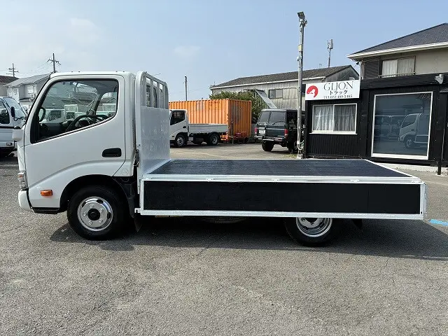 日野 デュトロ TKG-XZU605M(2WD)の写真11