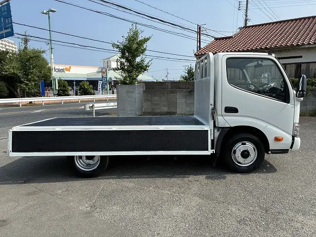 日野 デュトロ TKG-XZU605M(2WD)の写真12