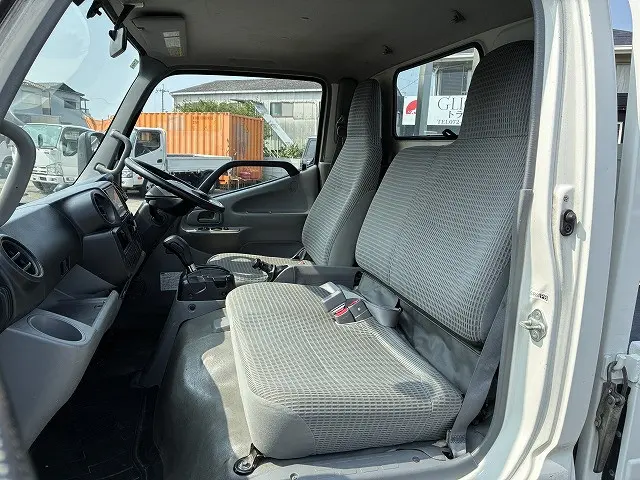 日野 デュトロ TKG-XZU605M(2WD)の写真31