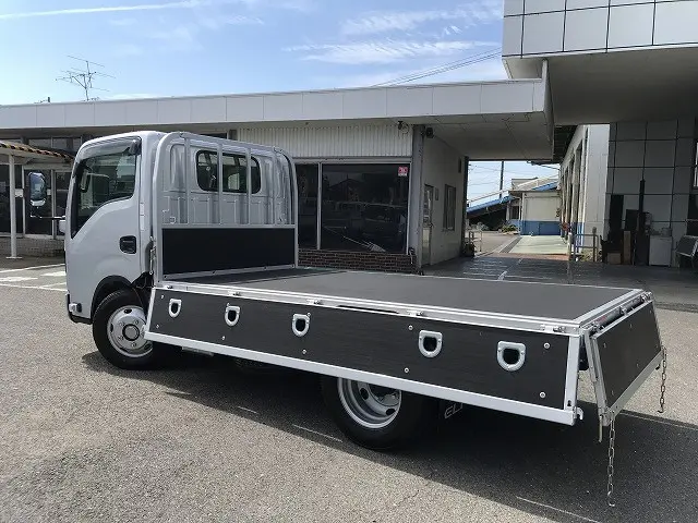 いすゞ エルフ 2TG-NKR88AF(2WD)の写真11