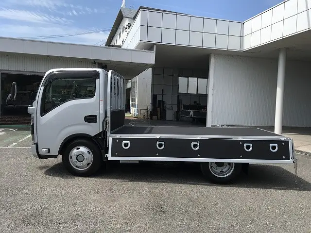 いすゞ エルフ 2TG-NKR88AF(2WD)の写真14