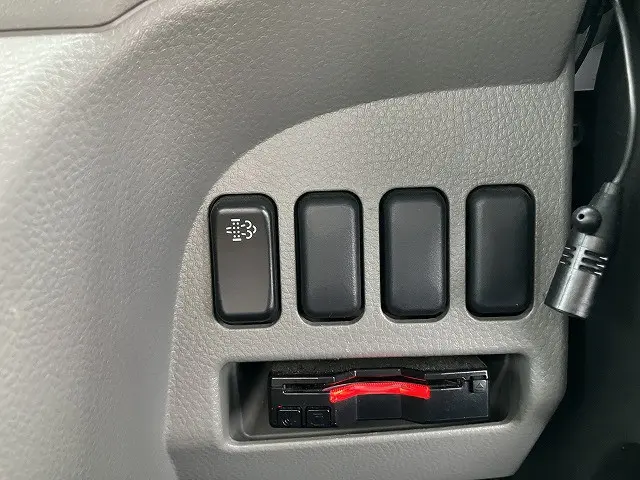 三菱 キャンター TPG-FBA20(2WD)の写真38