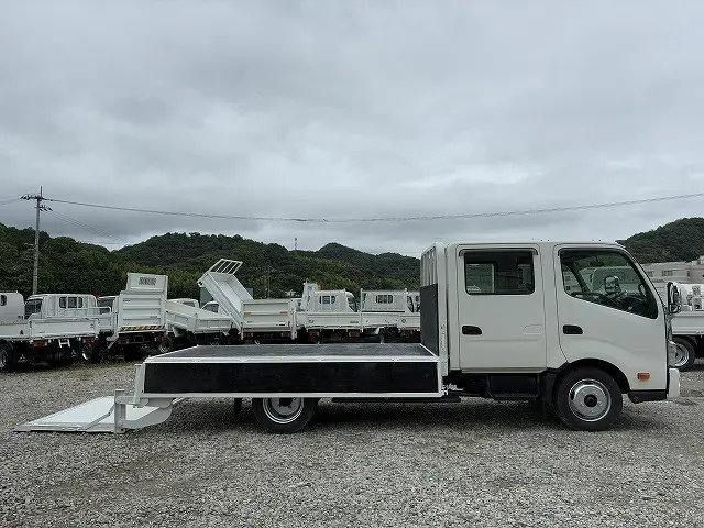 日野 デュトロ 2RG-XZU710M(2WD)の写真12