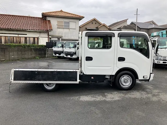 いすゞ エルフ 2RG-NJR88A(2WD)の写真12
