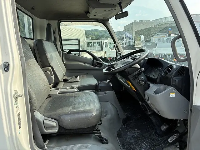 日野 デュトロ TKG-XZC710M(2WD)の写真30