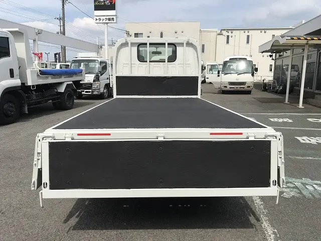 いすゞ エルフ TRG-NKR85A(2WD)の写真12