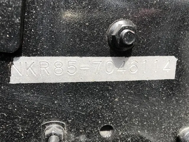 いすゞ エルフ TRG-NKR85A(2WD)の写真21