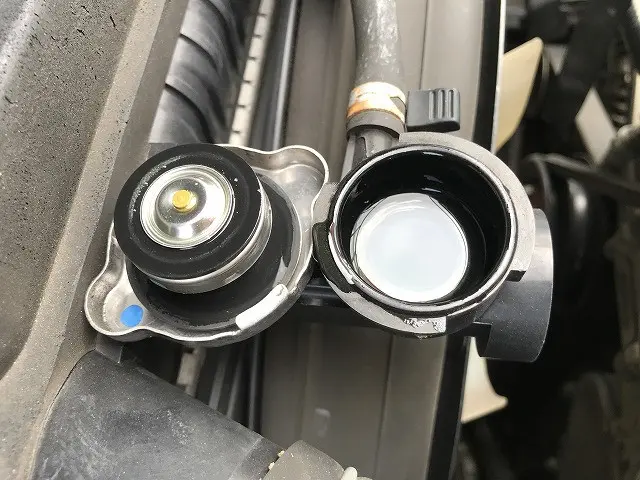 いすゞ エルフ TRG-NKR85A(2WD)の写真23