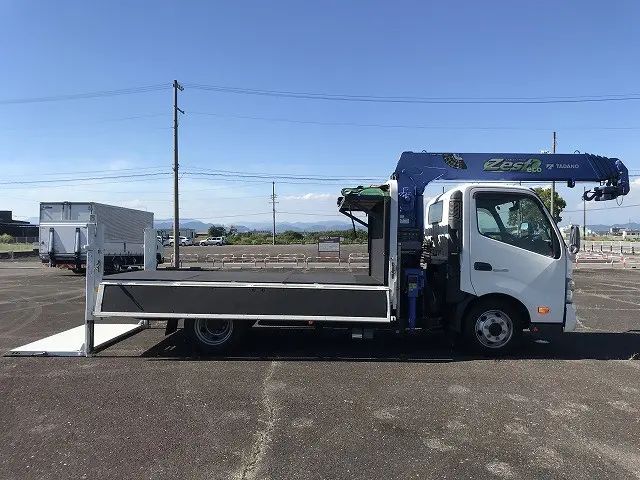 日野 デュトロ TKG-XZU710M(2WD)の写真12