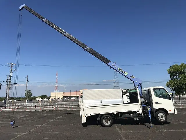 日野 デュトロ TKG-XZU710M(2WD)の写真19