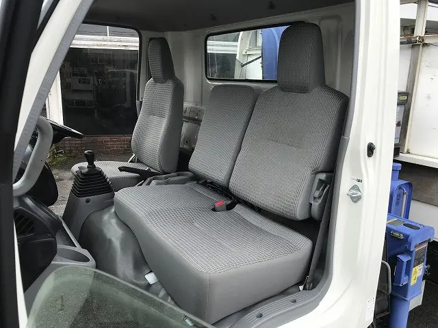 日野 デュトロ TKG-XZU710M(2WD)の写真36