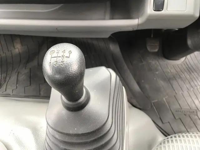 日野 デュトロ TKG-XZU710M(2WD)の写真39