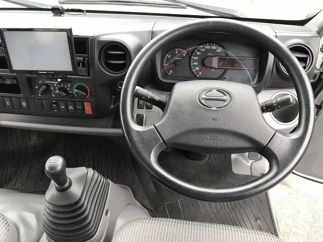 日野 デュトロ TKG-XZU710M(2WD)の写真40
