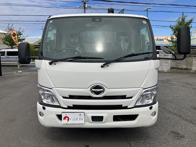 日野 デュトロ 2KG-XZU775M(4WD)の写真2