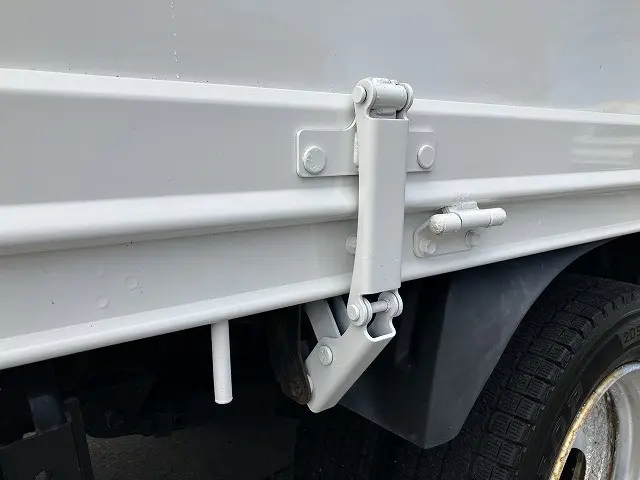 日野 デュトロ 2KG-XZU775M(4WD)の写真22