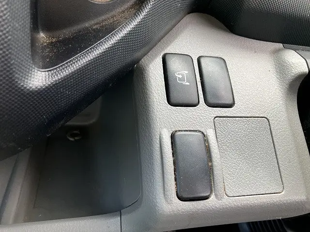 日野 デュトロ 2KG-XZU775M(4WD)の写真39