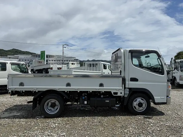 三菱 キャンター TPG-FBA20(2WD)の写真5