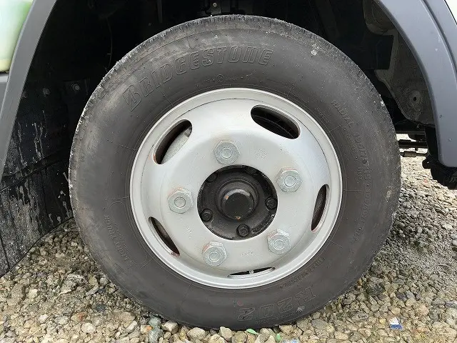 三菱 キャンター TPG-FBA20(2WD)の写真37
