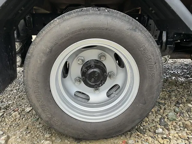 三菱 キャンター TPG-FBA20(2WD)の写真38