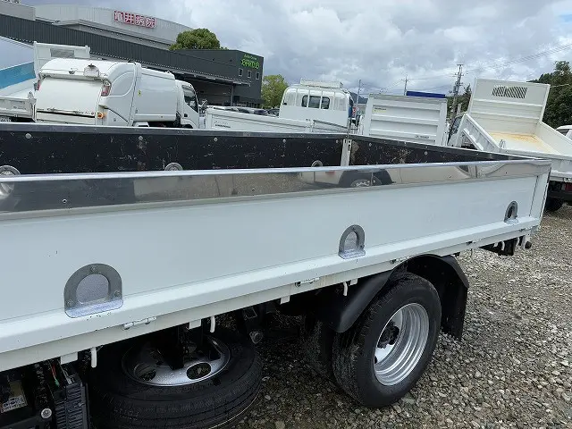 三菱 キャンター TPG-FBA20(2WD)の写真47