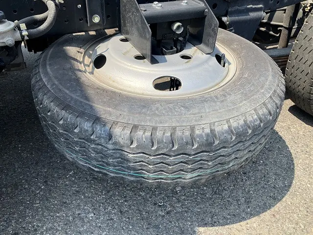 いすゞ エルフ 2RG-NKR88AT(2WD)の写真31