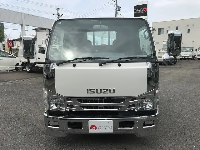 いすゞ エルフ TRG-NJS85A(4WD)の写真2