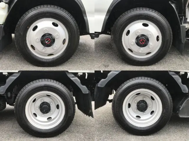 いすゞ エルフ TRG-NJS85A(4WD)の写真43
