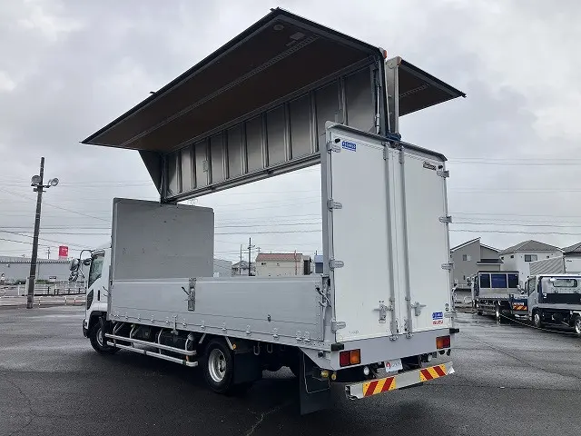 いすゞ フォワード TKG-FRR90T2(2WD)の写真5