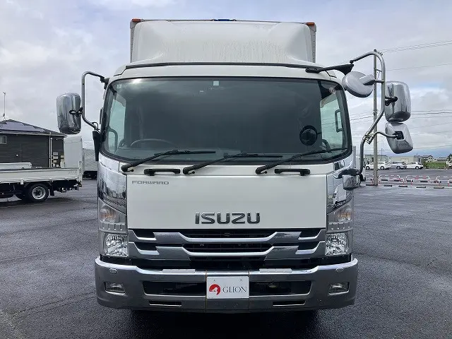 いすゞ フォワード TKG-FRR90T2(2WD)の写真9