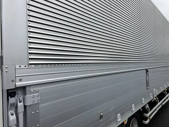 いすゞ フォワード TKG-FRR90T2(2WD)の写真17