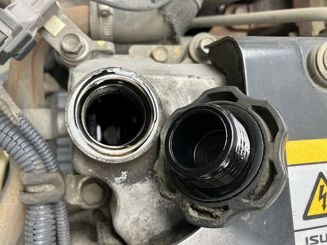 いすゞ フォワード TKG-FRR90T2(2WD)の写真27