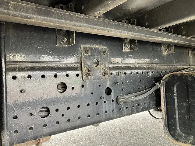 いすゞ フォワード TKG-FRR90T2(2WD)の写真30