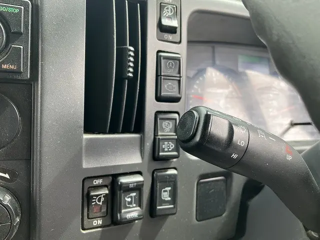 いすゞ フォワード TKG-FRR90T2(2WD)の写真42