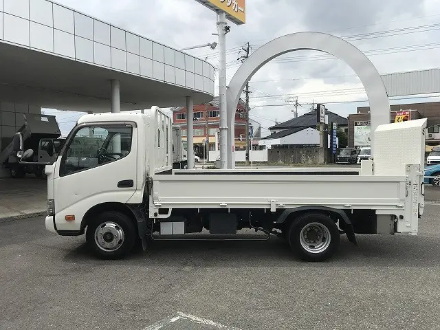 トヨタ ダイナ TKG-XZU645(2WD)の写真4