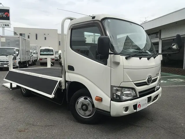 トヨタ ダイナ TKG-XZU645(2WD)の写真10