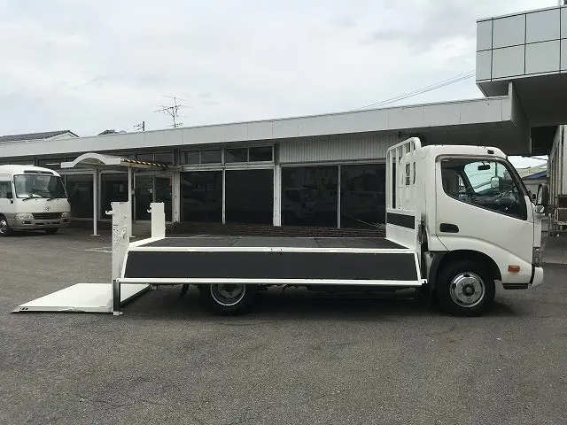 トヨタ ダイナ TKG-XZU645(2WD)の写真12