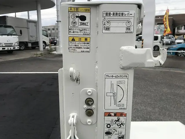 トヨタ ダイナ TKG-XZU645(2WD)の写真17