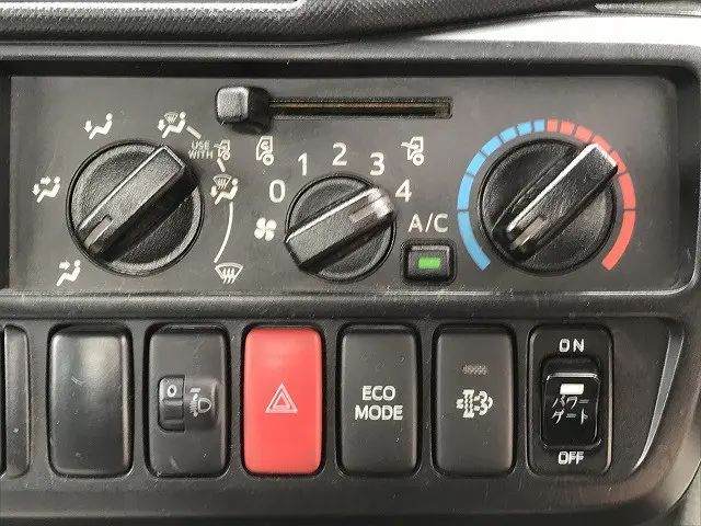 トヨタ ダイナ TKG-XZU645(2WD)の写真44