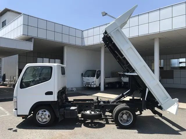 三菱 キャンター PDG-FE71BD(2WD)の写真4