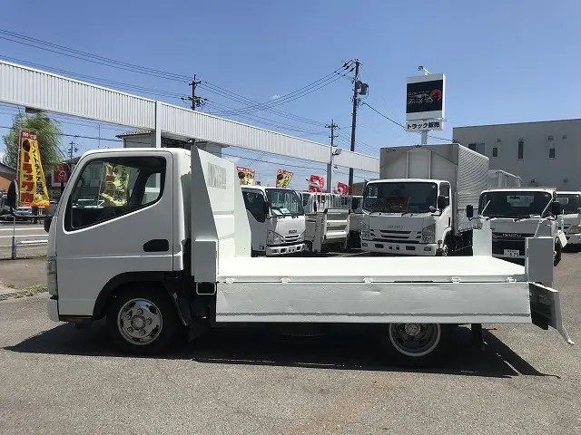 三菱 キャンター PDG-FE71BD(2WD)の写真17