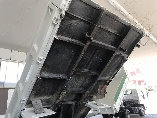 三菱 キャンター PDG-FE71BD(2WD)の写真48