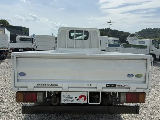 いすゞ エルフ BKG-NHR85A(2WD)の写真7